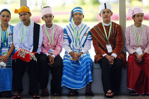 Traditional Myanmar Clothing
